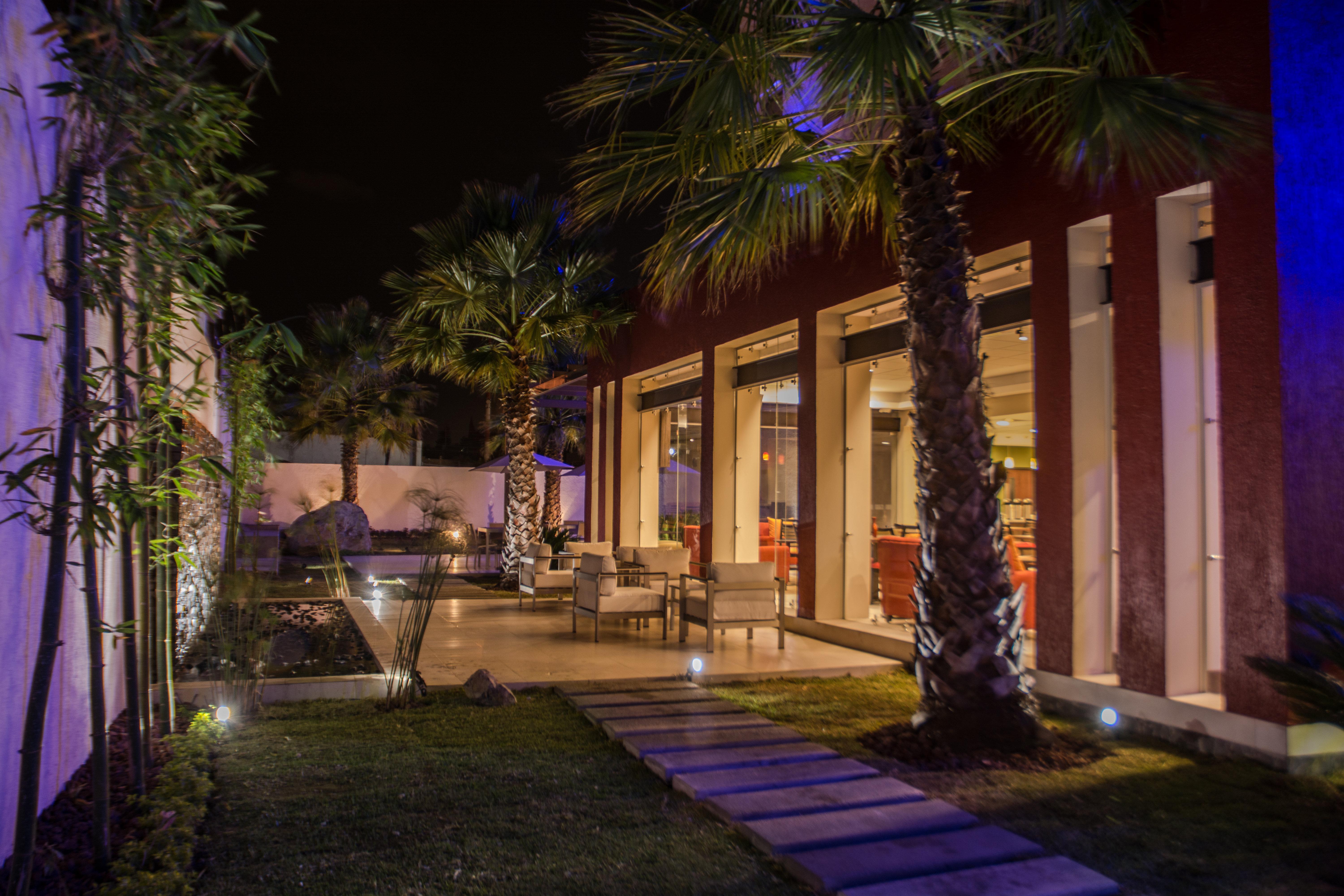 Holiday Inn Express Guadalajara Aeropuerto By Ihg Las Pintas Exteriér fotografie