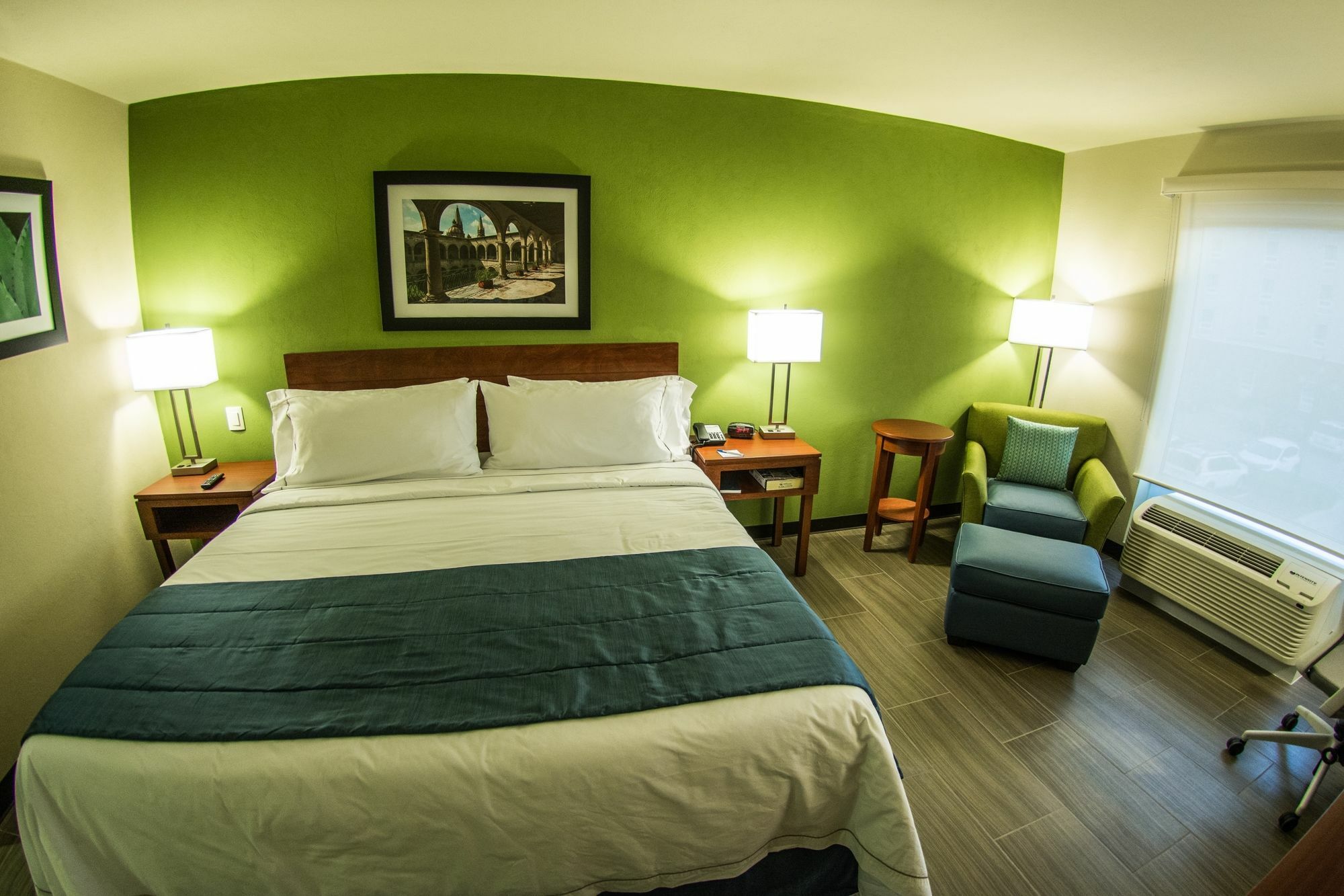 Holiday Inn Express Guadalajara Aeropuerto By Ihg Las Pintas Exteriér fotografie